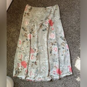 Y2K Dressbarn Beige Floral Maxi Skirt